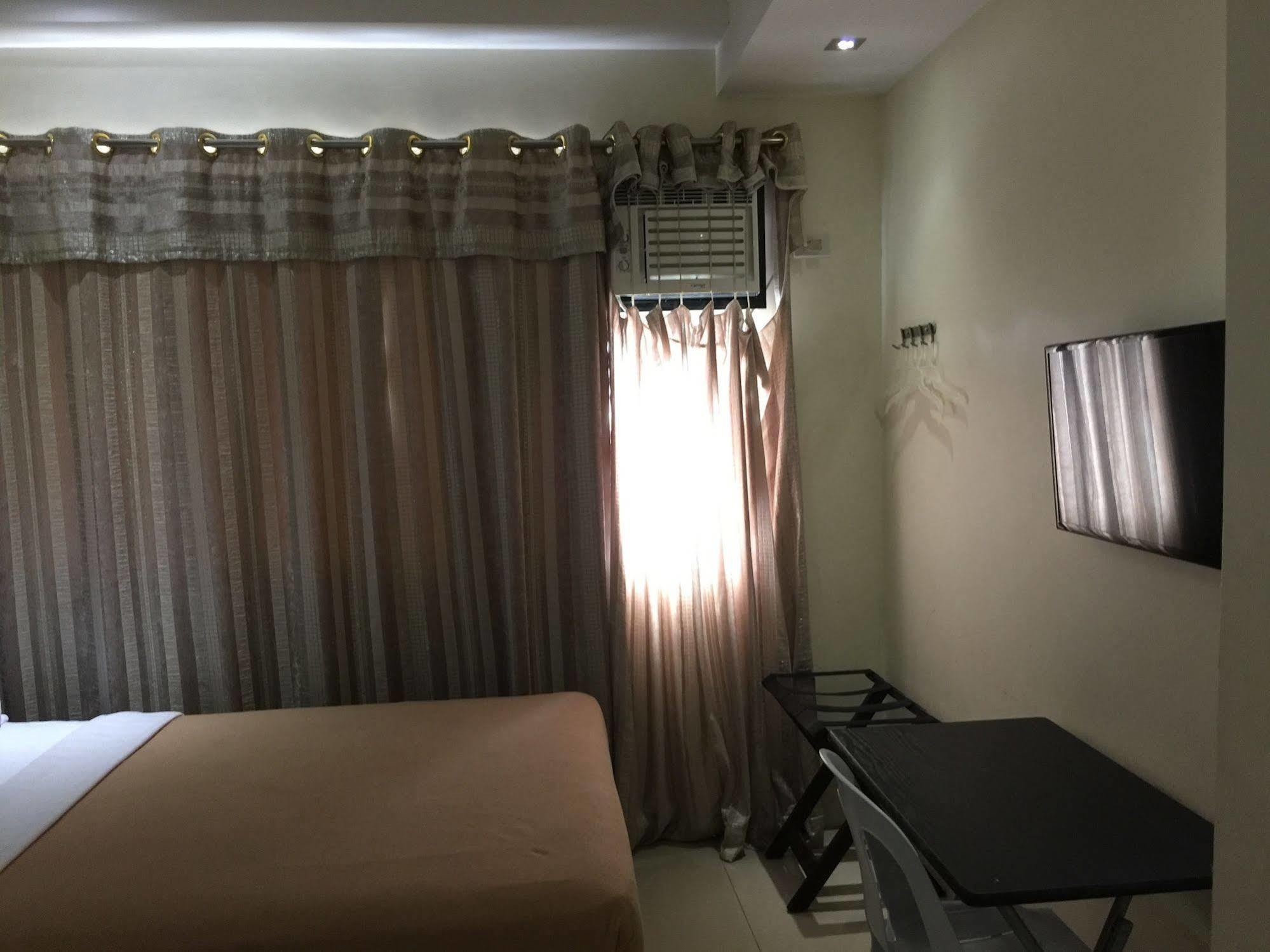 Canberry Hotel Cebu Dış mekan fotoğraf